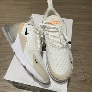 Women’s Nike air max 270